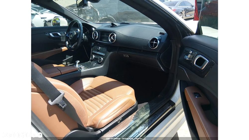 Mercedes-Benz SL - 8
