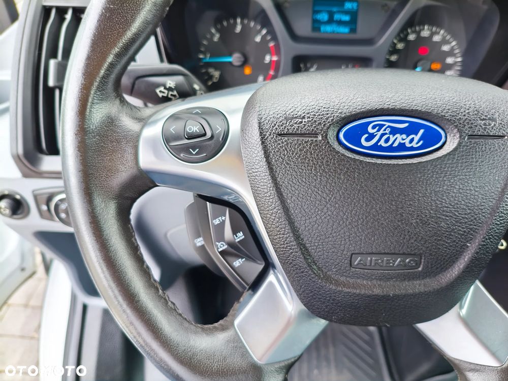Ford Transit 350 - 11