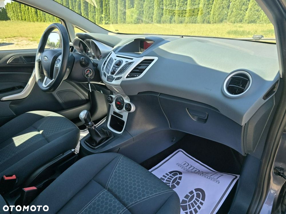 Ford Fiesta - 20