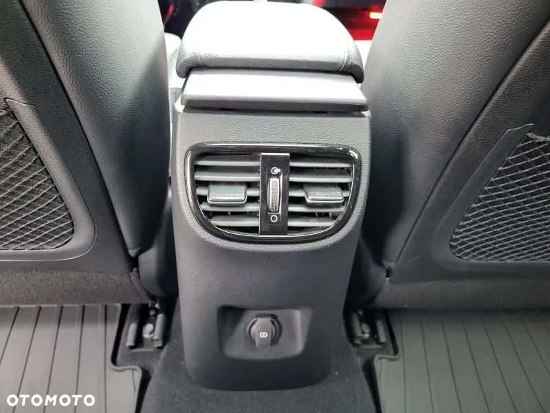 Kia Ceed 1.6 T-GDI GT DCT - 28