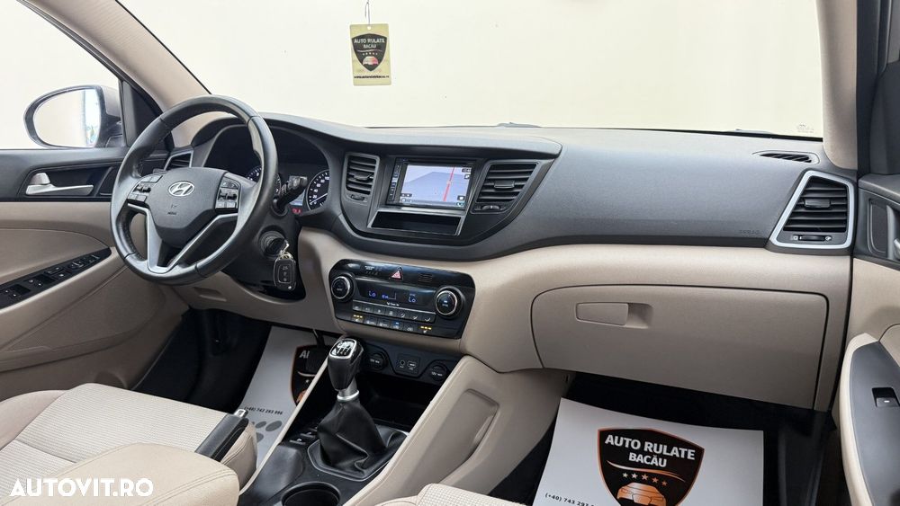 Hyundai Tucson blue 1.6 GDi 2WD Passion - 13