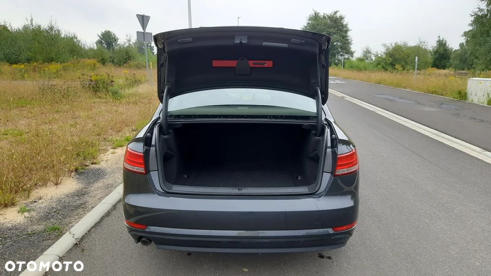 Audi A4 Limousine 2.0 TDI S tronic - 11