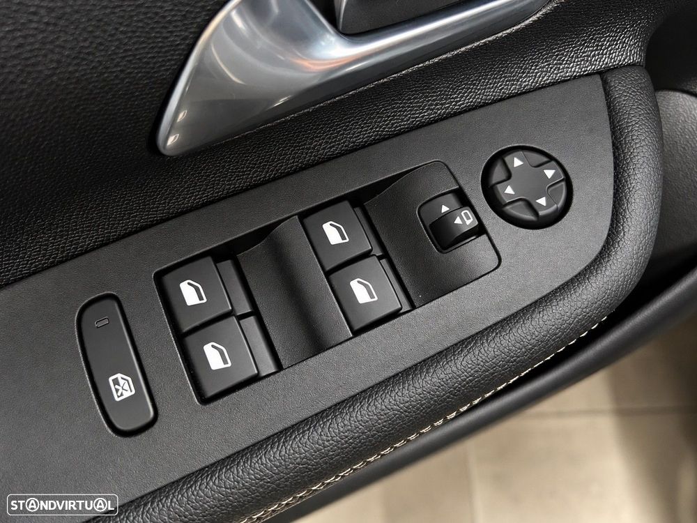 Opel Mokka-e 50 kWh GS - 14