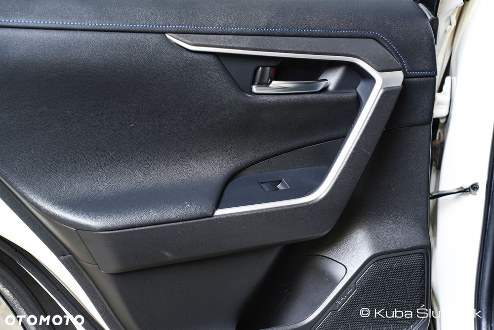 Toyota RAV4 2.5 Hybrid Selection 4x2 - 32