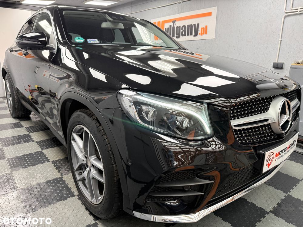 Mercedes-Benz GLC 250 d 4Matic 9G-TRONIC AMG Line - 31