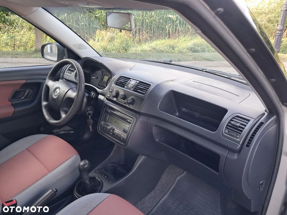 Skoda Fabia 1.4 MPI FAMILY - 14