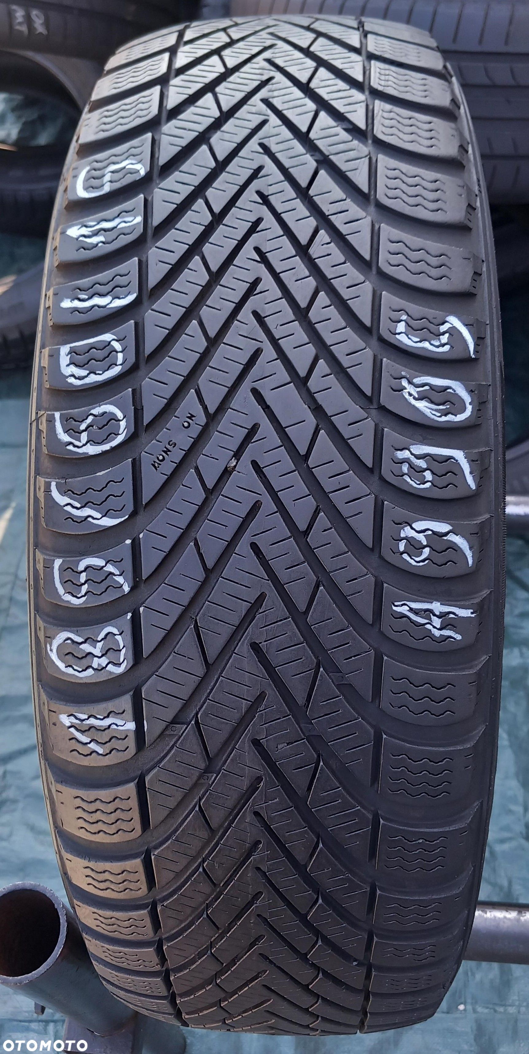 185/60/15 Pirelli Winter Cinturato 88T - 1