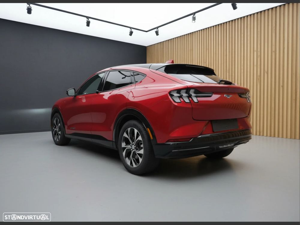 Ford Mustang Mach-E Alargada - 6