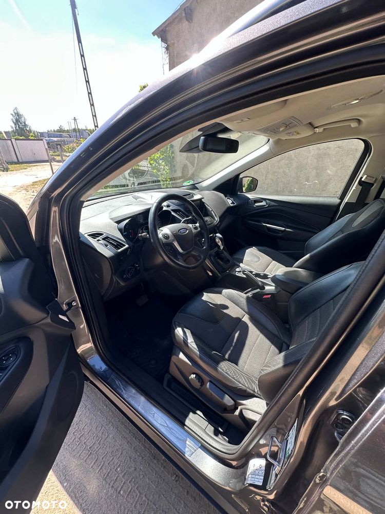 Ford Kuga - 11