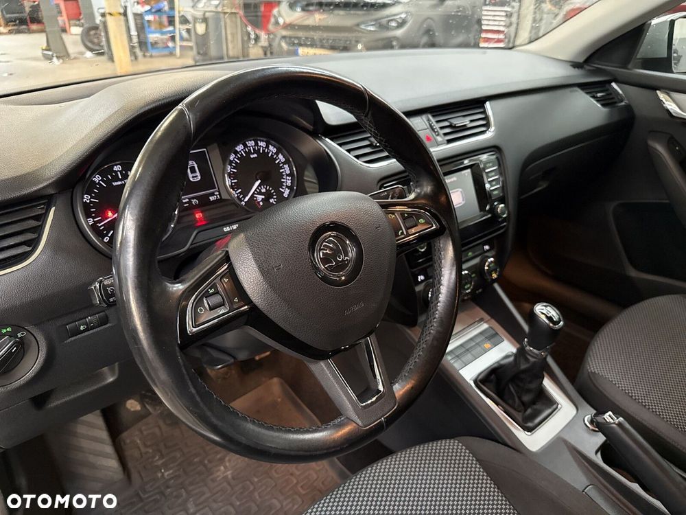 Skoda Octavia - 10