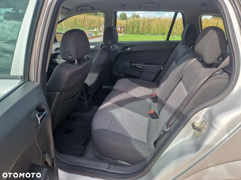 Opel Astra III 1.6 Enjoy - 12