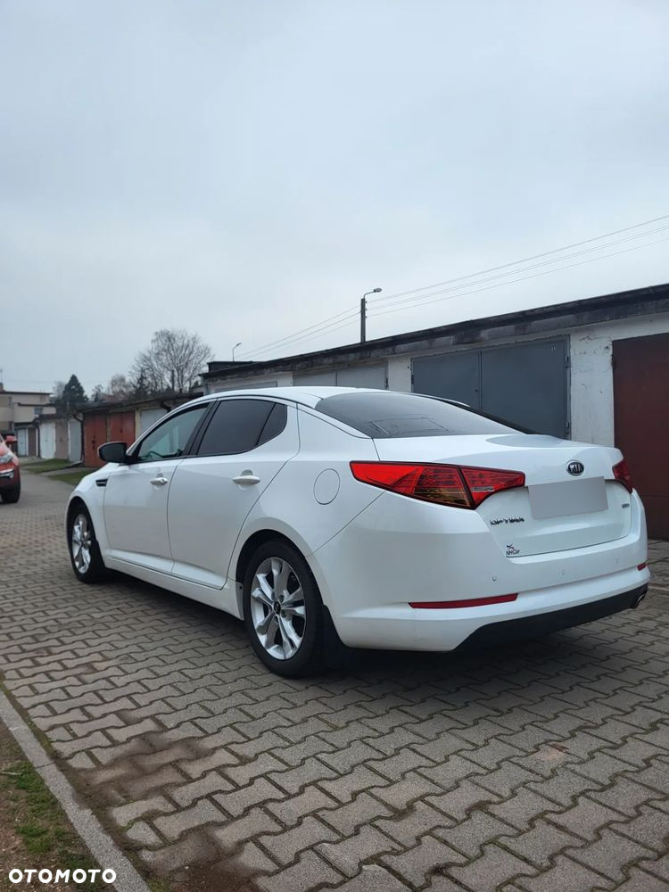 Kia Optima 1.7 CRDi L - 4