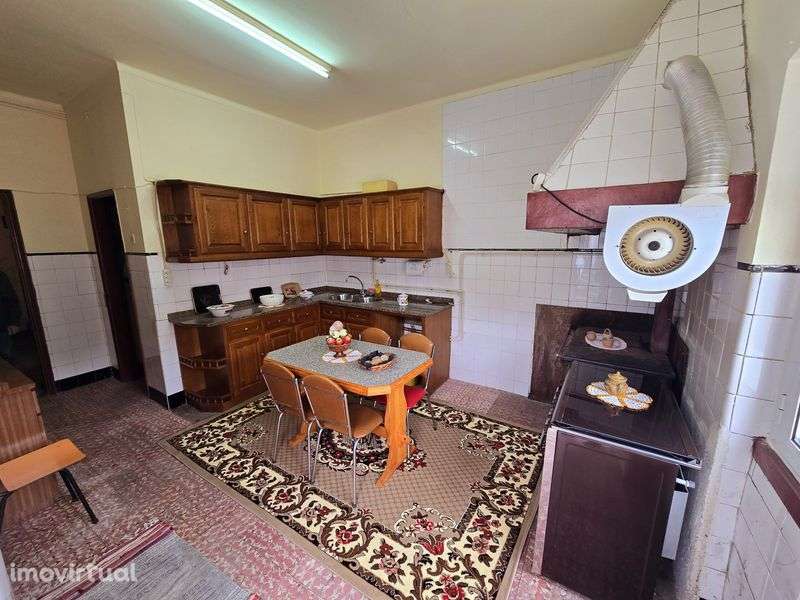 Prédio T5 + Loja Comercial com 3 Frações - Grande imagem: 4/12