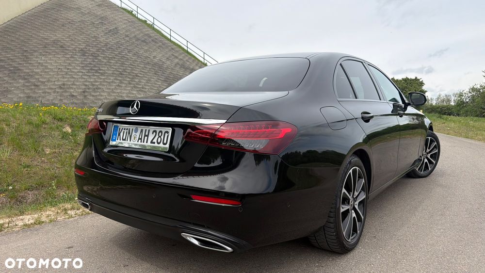 Mercedes-Benz Klasa E 220 d 9G-TRONIC - 3