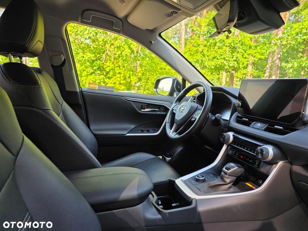 Toyota RAV4 - 11