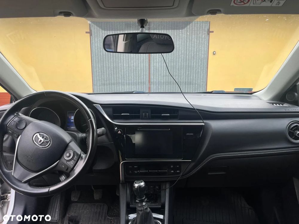Toyota Auris 1.6 Comfort - 6