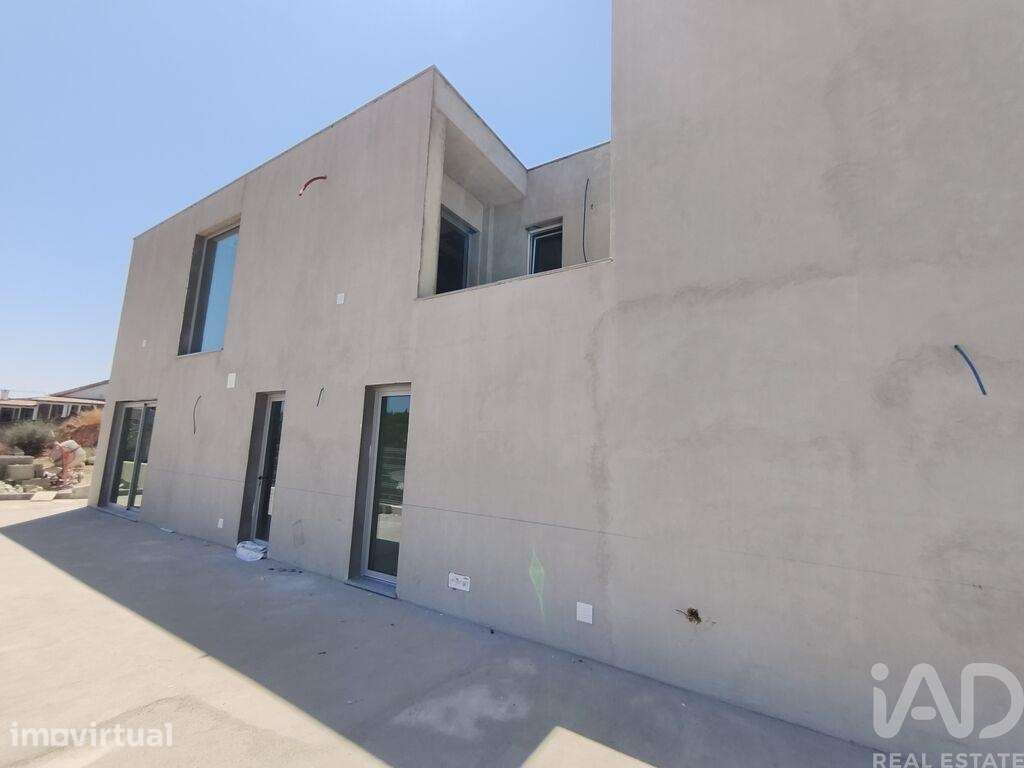 Casa / Villa T3 em Loulé (São Clemente) de 263,00 m2 - Grande imagem: 5/23