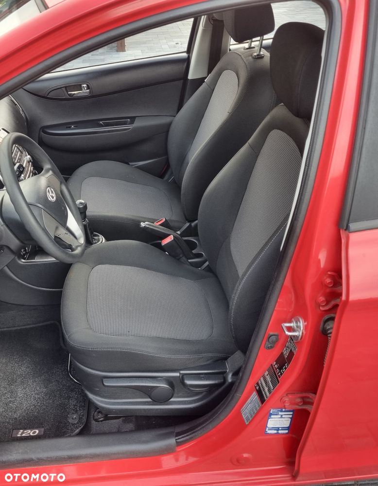 Hyundai i20 1.25 Classic + - 13