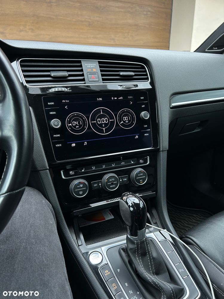 Volkswagen Golf R 4Motion (BlueMotion Technology) DSG - 13