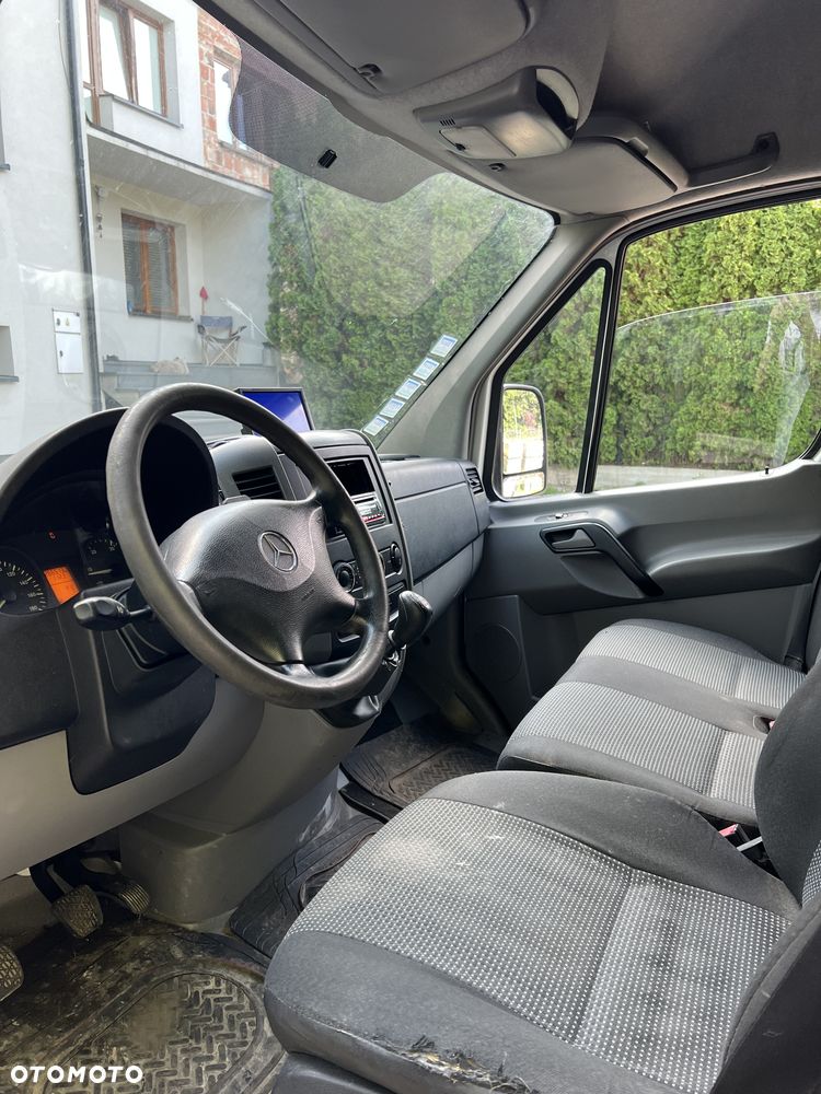 Mercedes-Benz Sprinter - 7