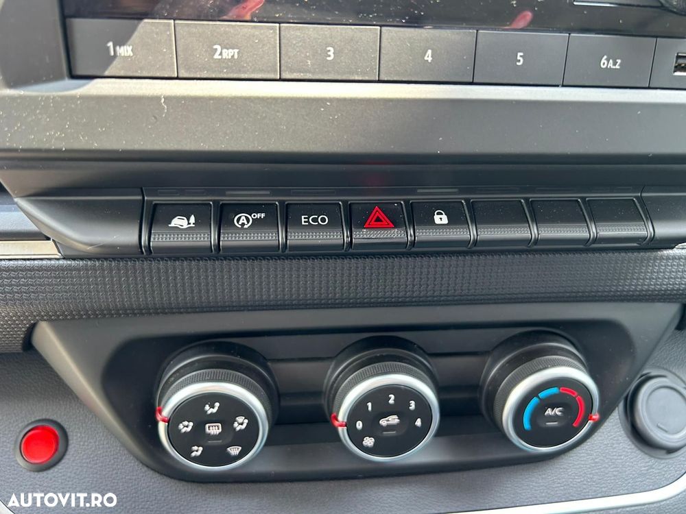 Renault trafic - 17
