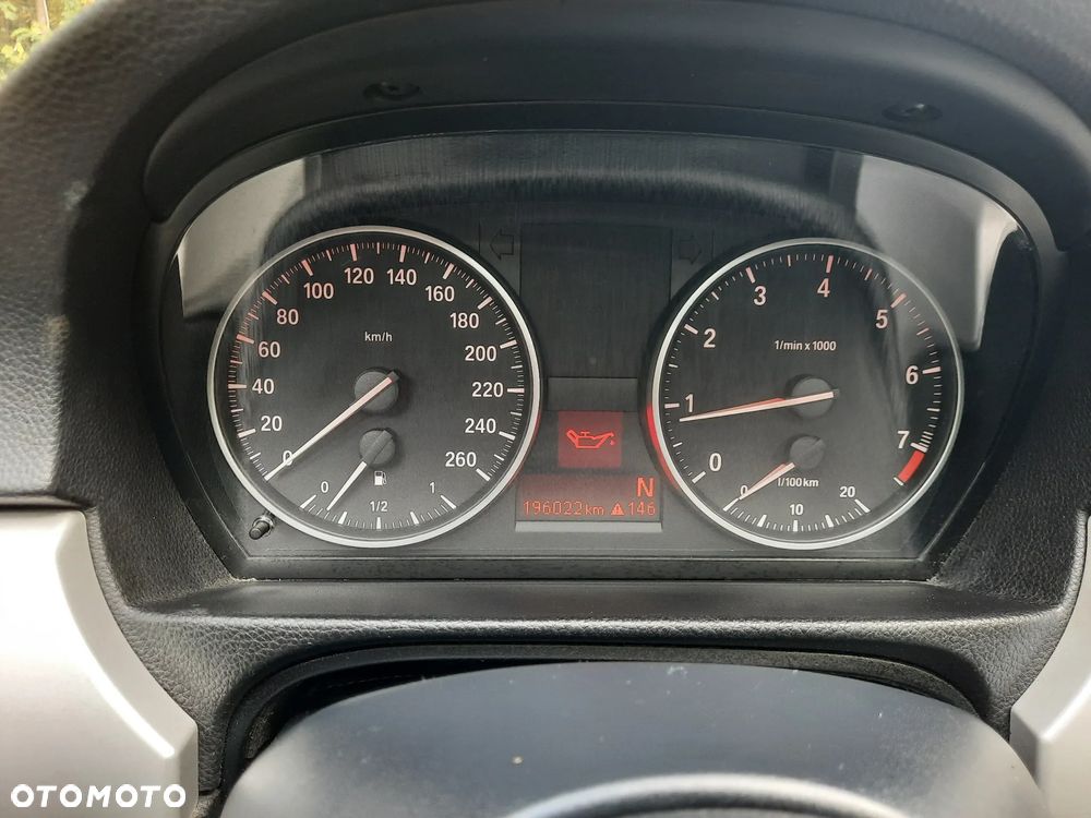 BMW Seria 3 320i Edition Exclusive - 37