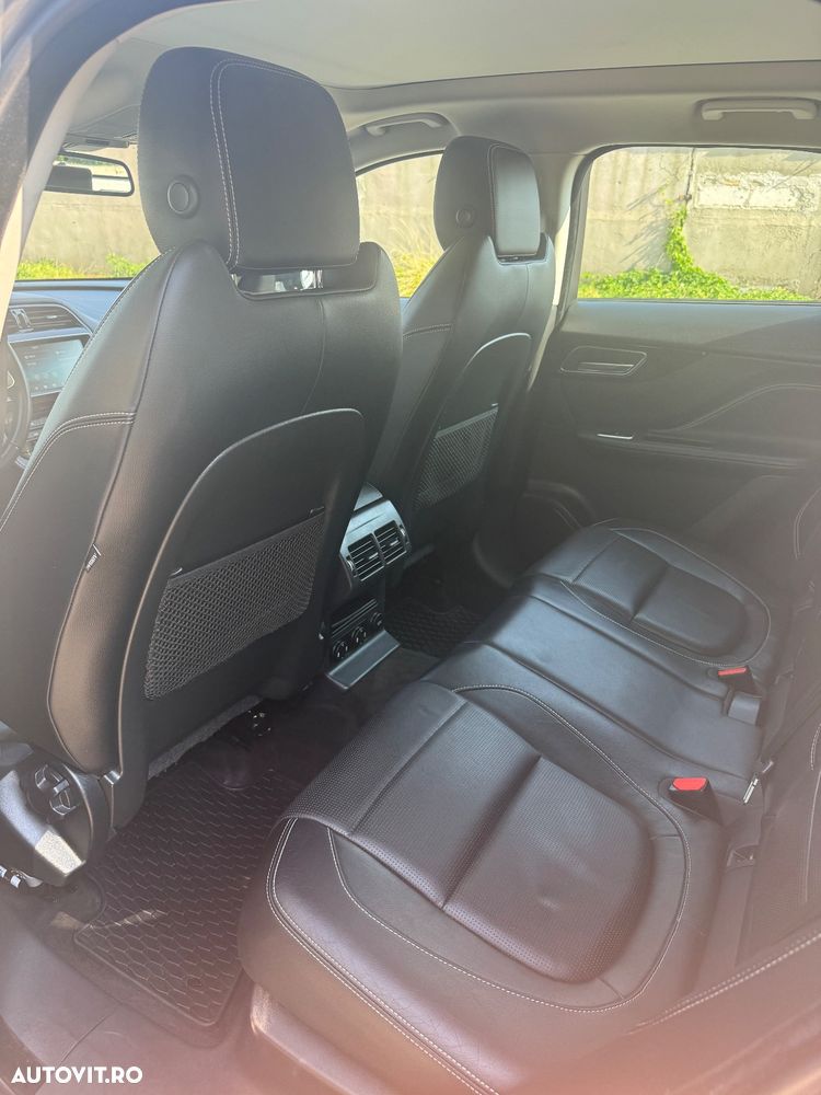 Jaguar F-Pace 20d Aut. R-Sport - 13