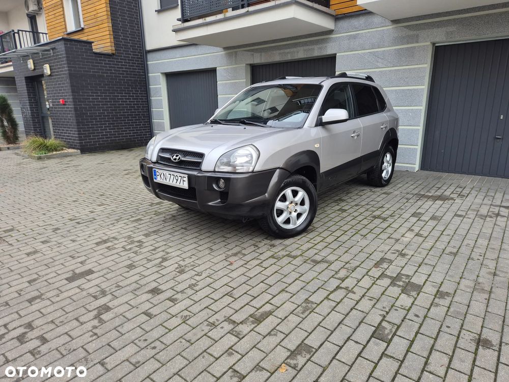 Hyundai Tucson 2.0 CRDi Elegance + - 1