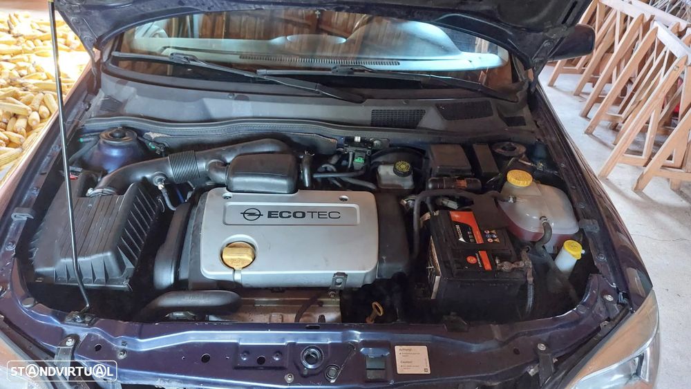 Opel Astra 1.4 Selection - 18