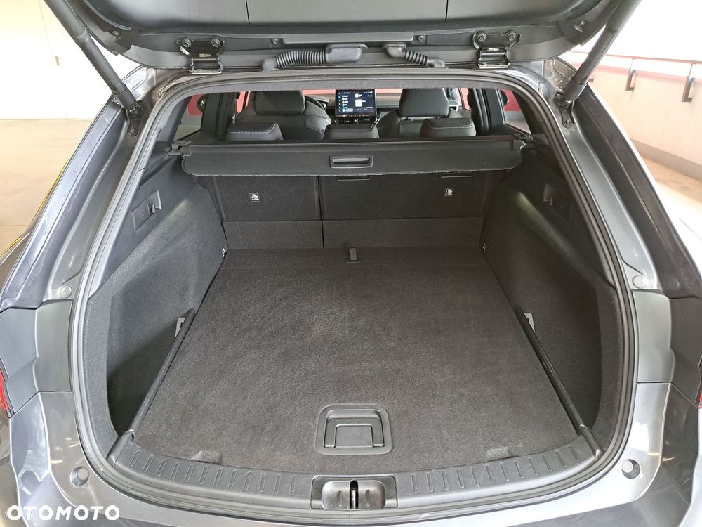 Toyota Corolla 1.8 Hybrid Style - 14