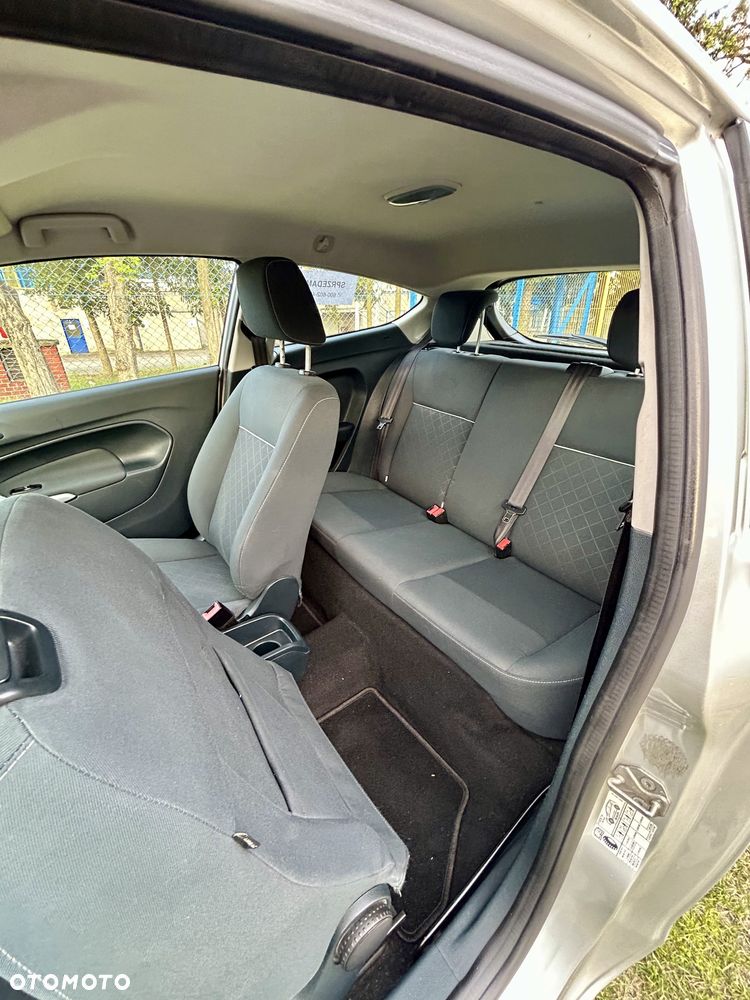 Ford Fiesta 1.25 Ambiente - 9