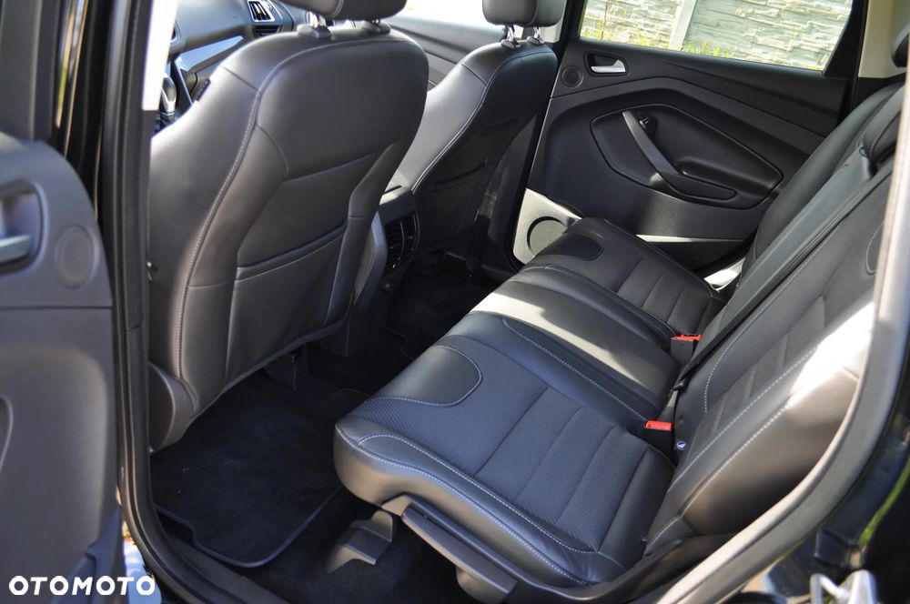 Ford Kuga 2.0 TDCi 4x4 Titanium - 19