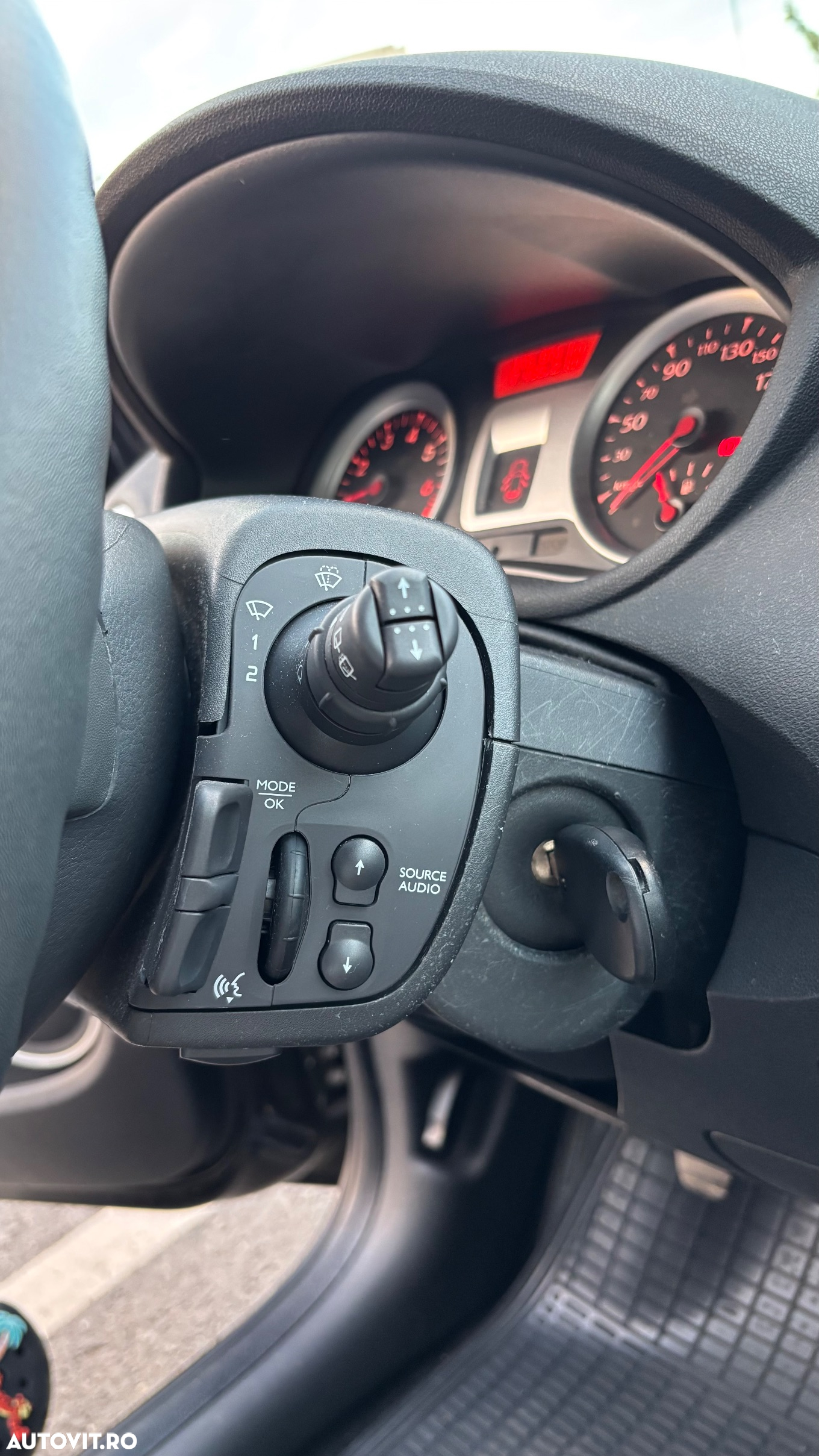 Renault Clio III 1.2 16V Expression - 10