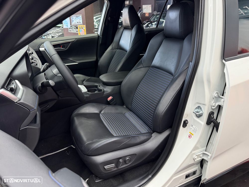 Toyota RAV4 2.5 HDF Square Collection - 12