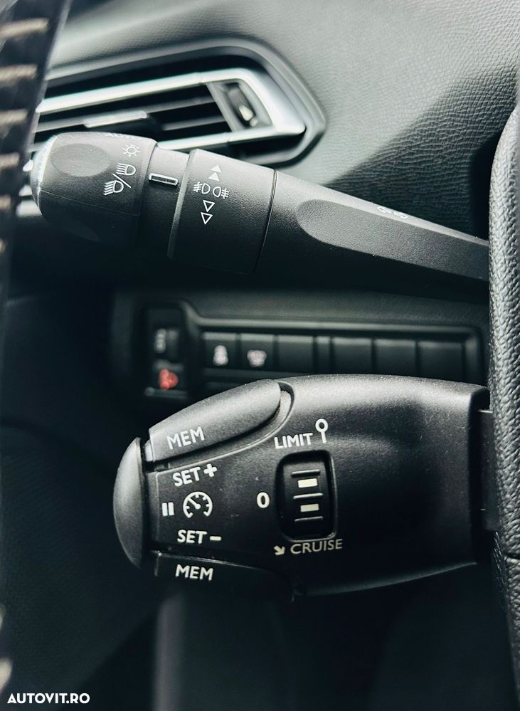 Peugeot 308 e-HDi 115 Stop & Start Active - 26