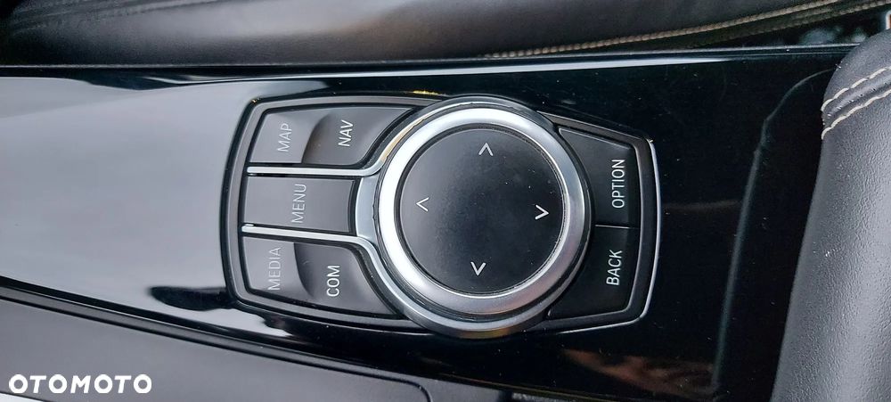 BMW Seria 3 320i GPF Sport Line Shadow - 33