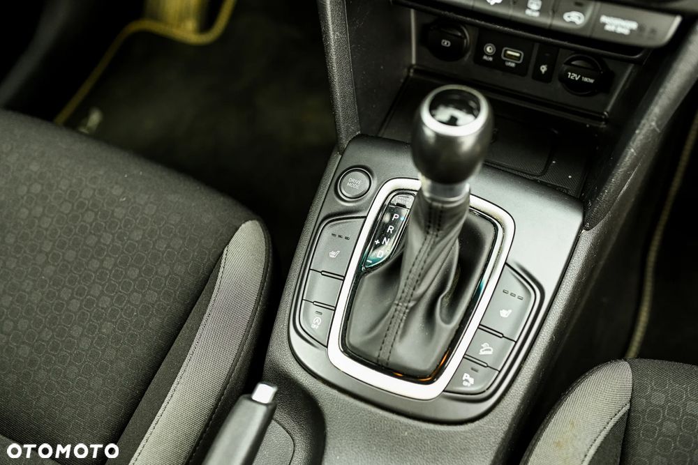 Hyundai Kona 1.6 T-GDI DCT Style - 30