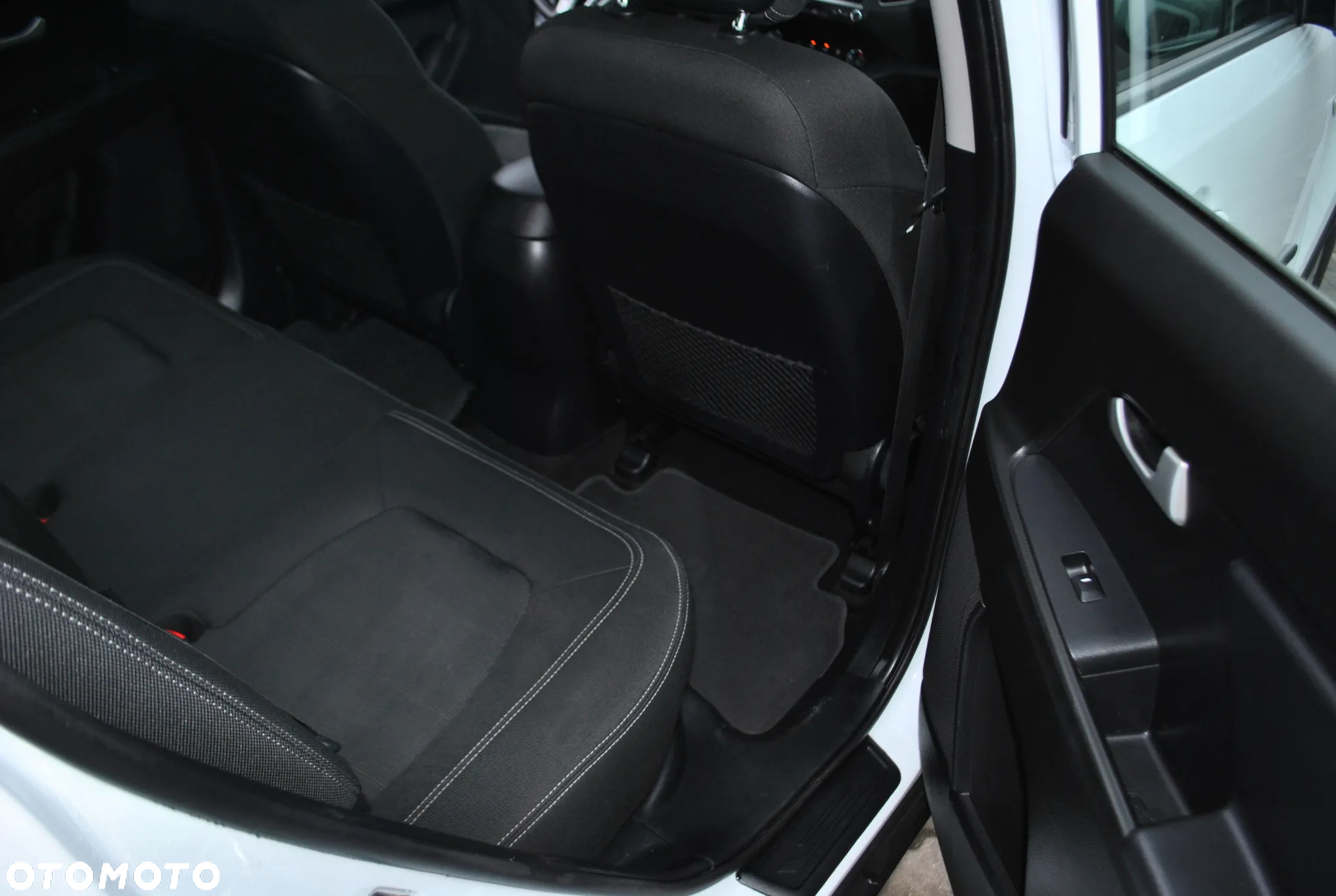 Kia Sportage 1.6 GDI XL 2WD - 17