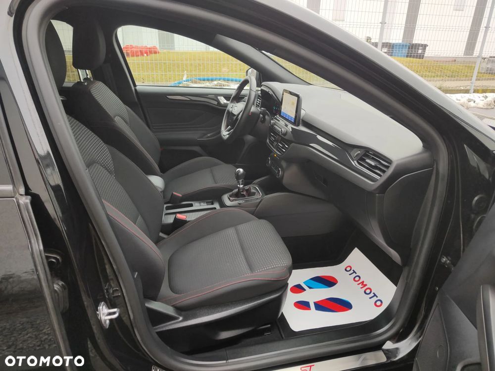 Ford Focus 2.0 TDCi ST-Line Black ASS - 12