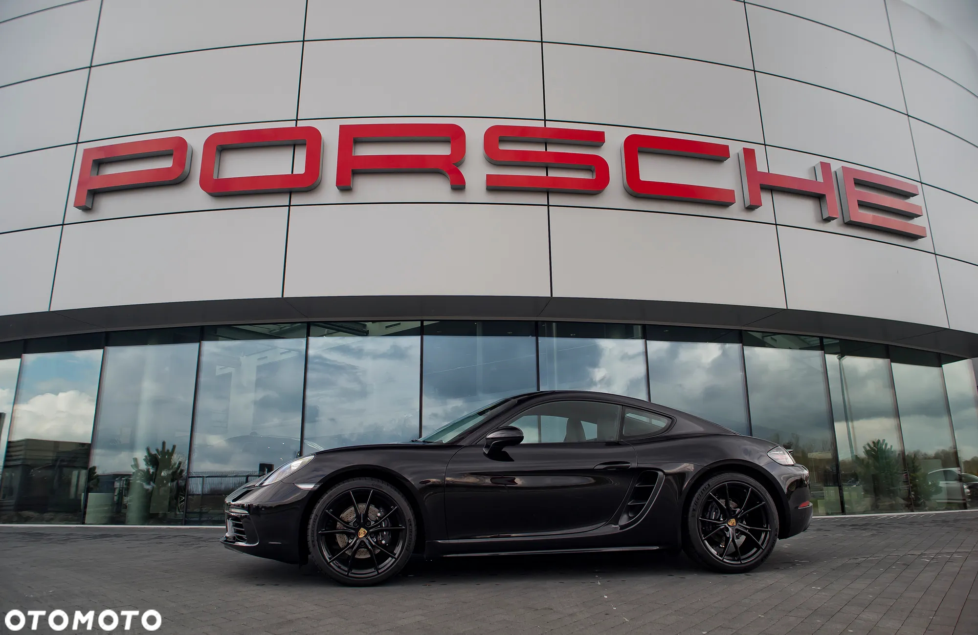 Porsche 718 Cayman - 2