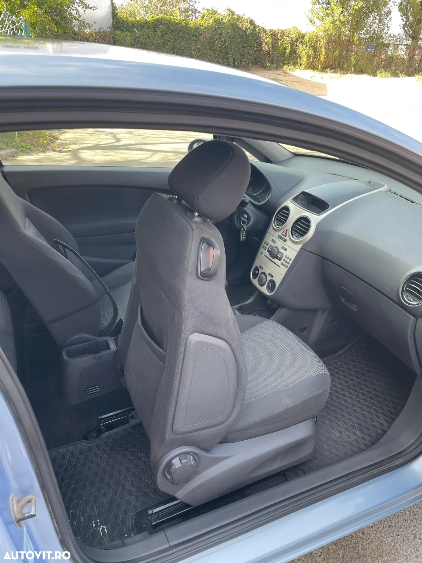Opel Corsa 1.2 16V - 10