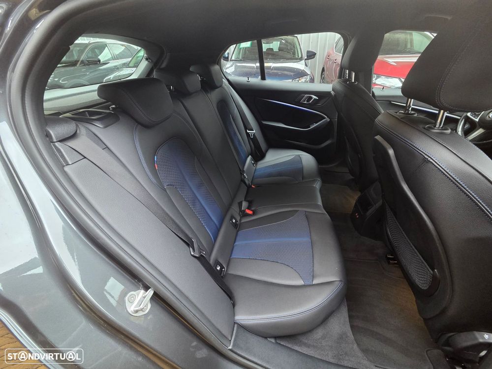 BMW 116 d Pack M - 13