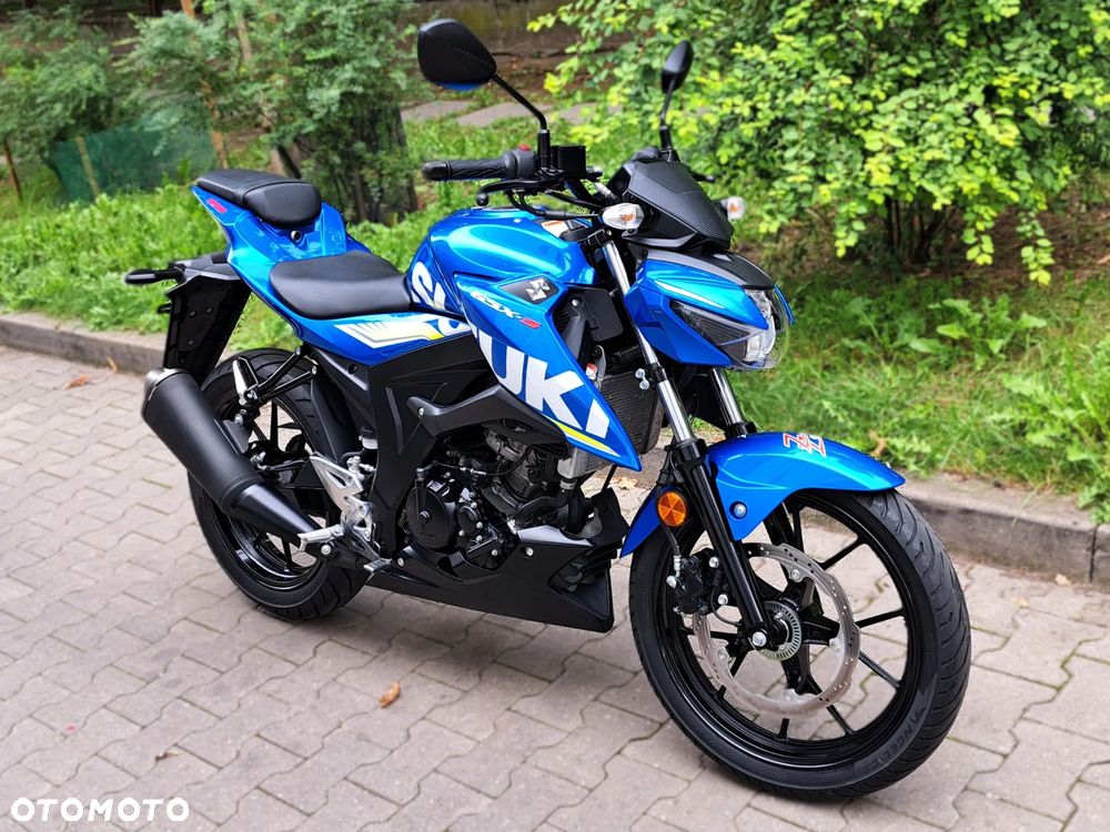 Suzuki GSX - 11