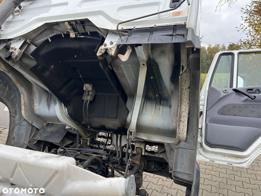 Nissan Atleon 56/35.13 - 32