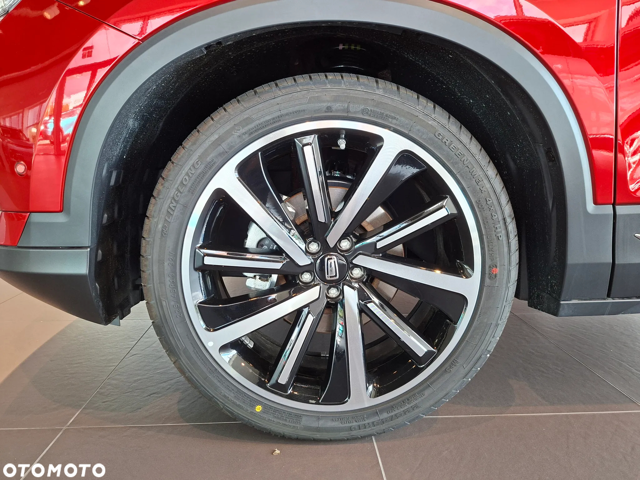 Bestune T77 1.5T Elegance DCT - 6