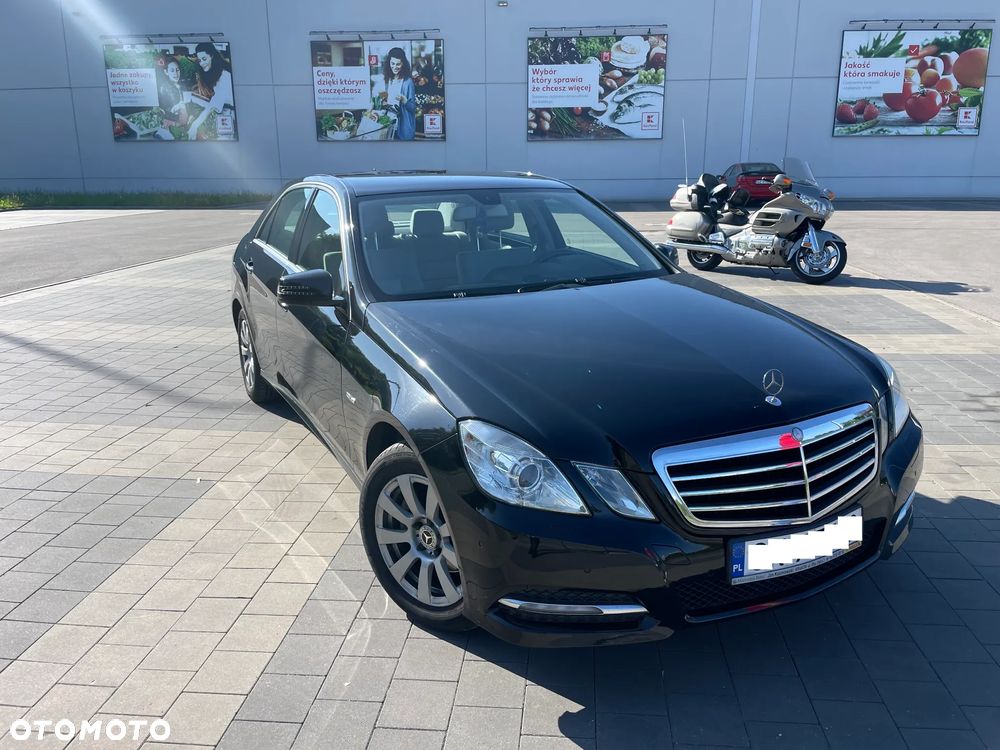 Mercedes-Benz Klasa E 200 CGI BlueEFFICIENCY - 1