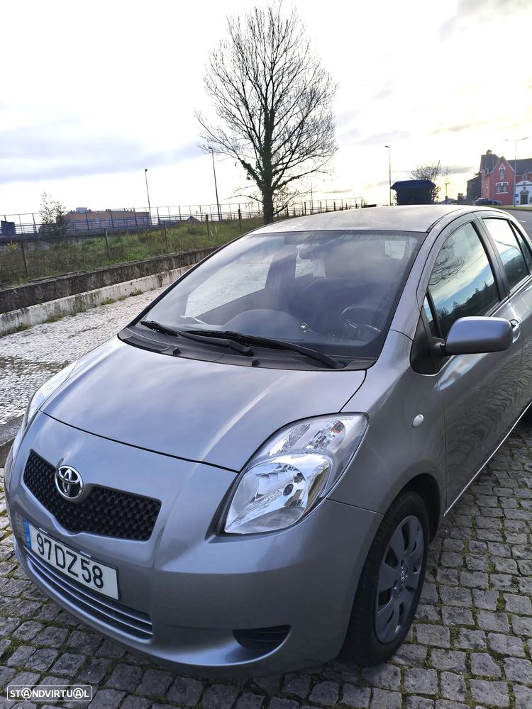 Toyota Yaris 1.0 VVT-i AC - 1