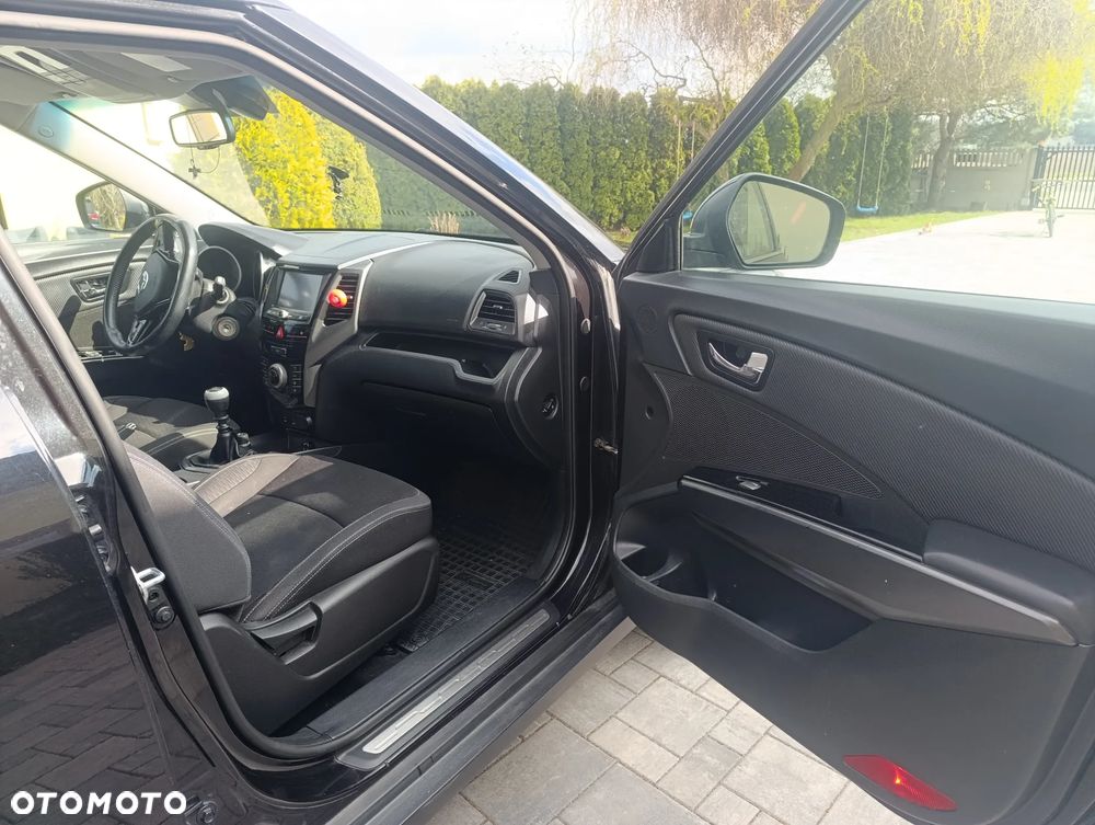 SsangYong/KGM XLV 1.6 Quartz - 11