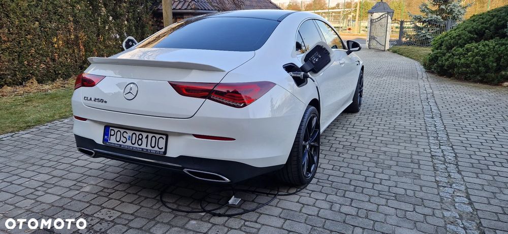 Mercedes-Benz CLA 250 E 8G-DCT - 1