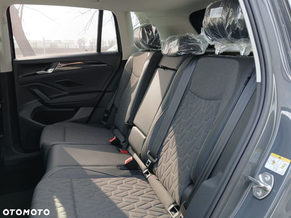 Volkswagen Tiguan - 8